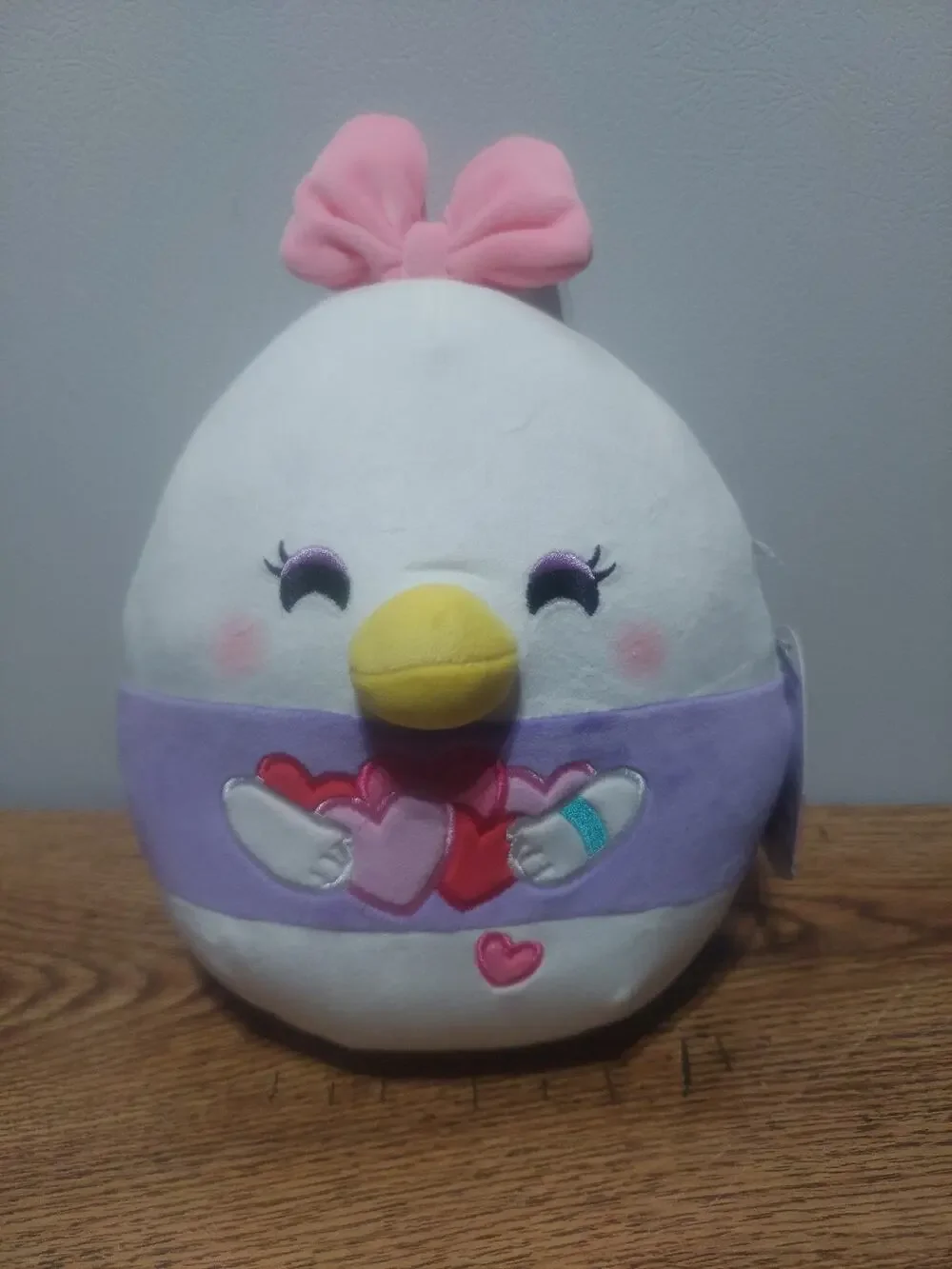 Squishmallows Disney Valentine’s Day Daisy Duck 8 Inch Soft Plush Hearts New